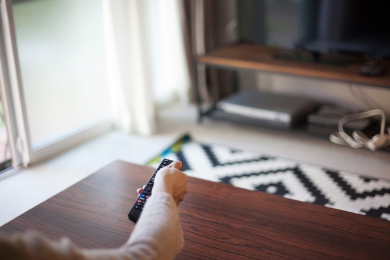 テレビが突然が映らない！「E202」のエラーメッセージの対処法とは？ テレビ・地デジアンテナの格安設置工事ならさくらアンテナ（大阪、京都